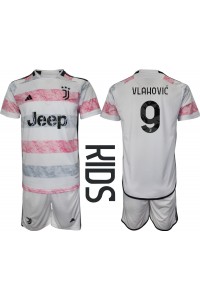 Juventus Dusan Vlahovic #9 Babyklær Borte Fotballdrakt til barn 2023-24 Korte ermer (+ Korte bukser)